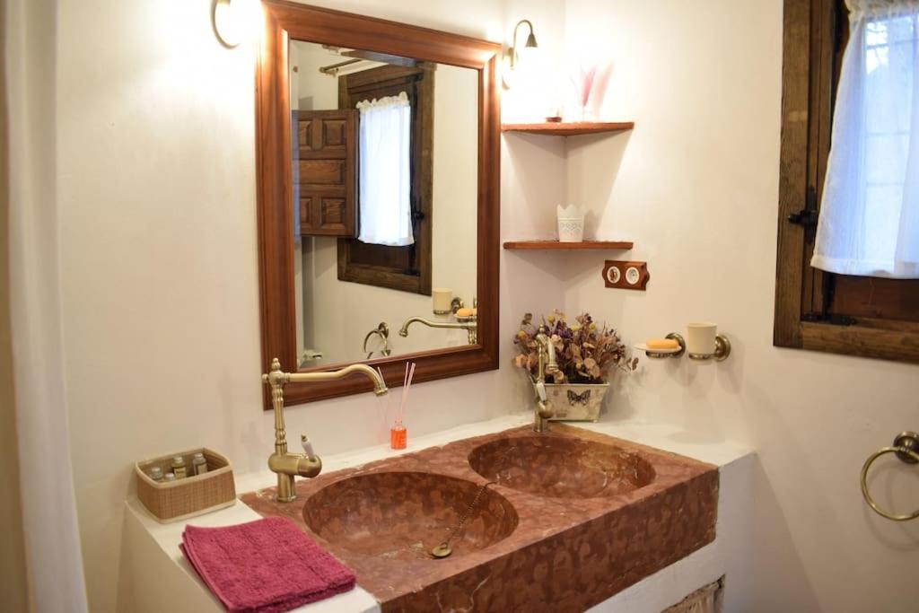 Venta Del Celemin Guest House Ossa de Montiel Ngoại thất bức ảnh