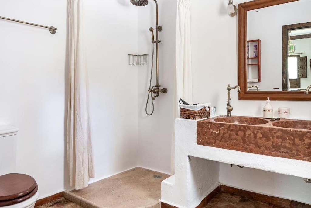 Venta Del Celemin Guest House Ossa de Montiel Ngoại thất bức ảnh