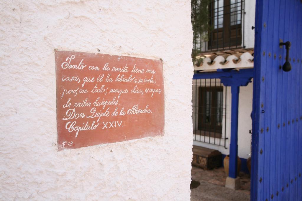 Venta Del Celemin Guest House Ossa de Montiel Ngoại thất bức ảnh